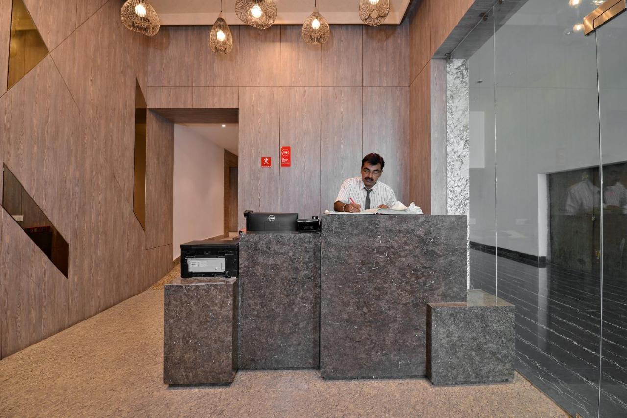 فندق Vaccinated Staff - Capital O 7899 Casa كولكاتا المظهر الخارجي الصورة